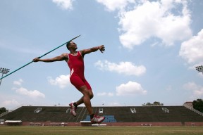 米兰体育中国官网-科维托娃五连败陷低谷，法国队教练帅位告急